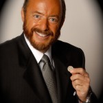 Keynote motivational and business speaker